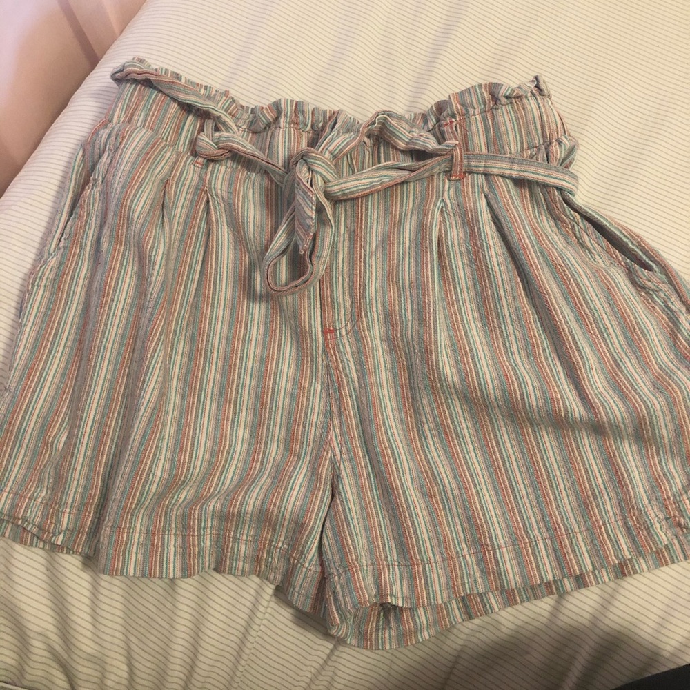 American Eagle Paper Bag Shorts